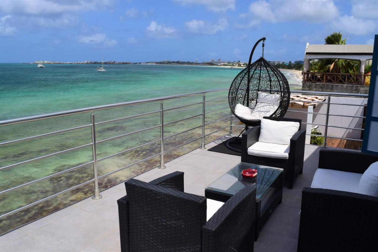 Tradewinds Apartments 辛普森湾 外观 照片