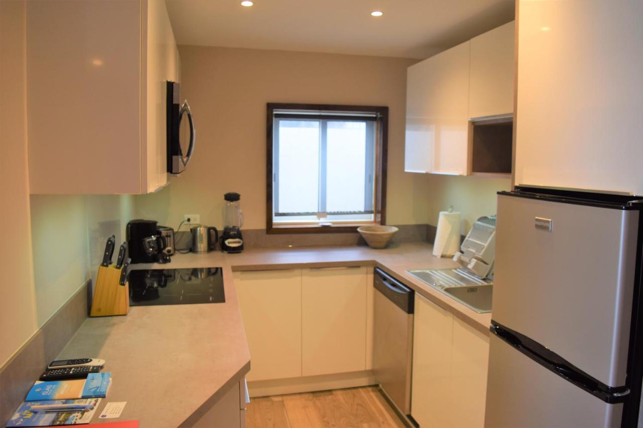 Tradewinds Apartments 辛普森湾 外观 照片