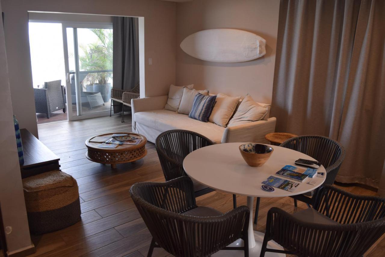 Tradewinds Apartments 辛普森湾 外观 照片