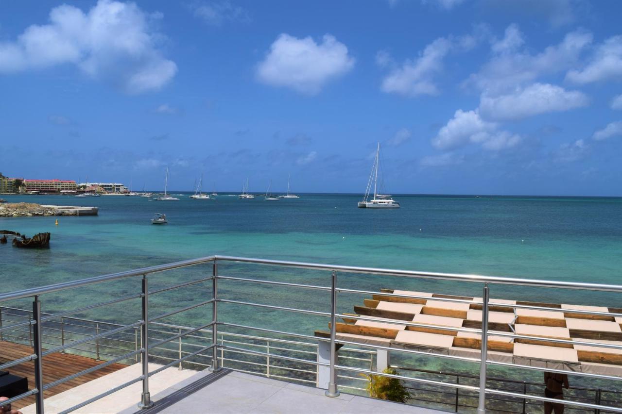 Tradewinds Apartments 辛普森湾 外观 照片