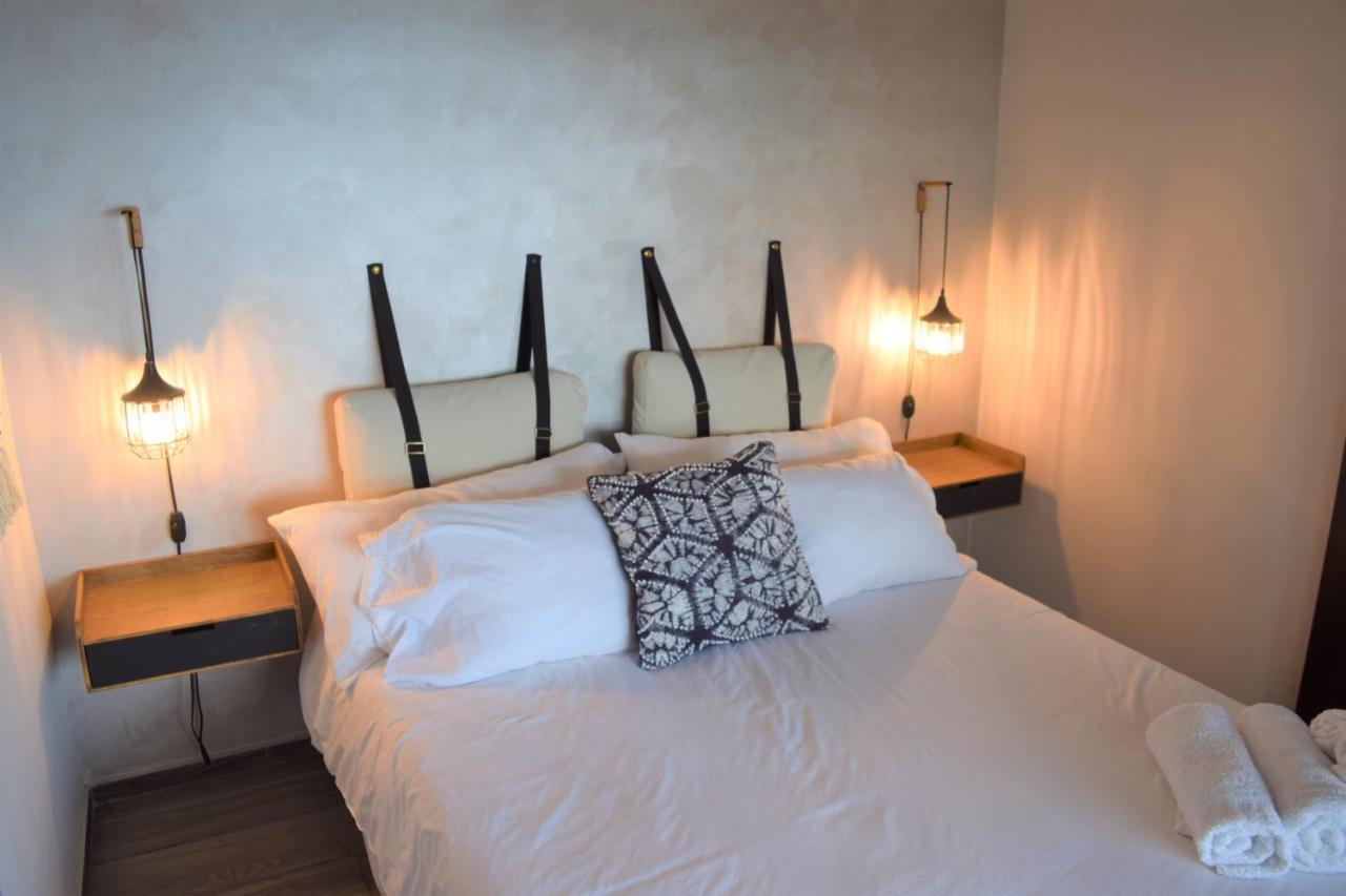 Tradewinds Apartments 辛普森湾 外观 照片
